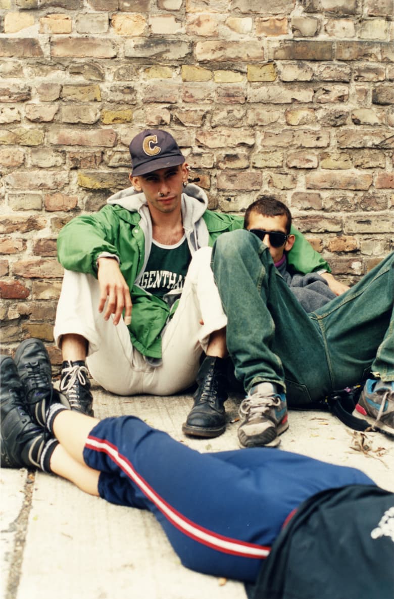 Friends outside Planet, 1992 © Wolfgang Tillmans . Courtesy Galerie Buchholz Berlin/Cologne